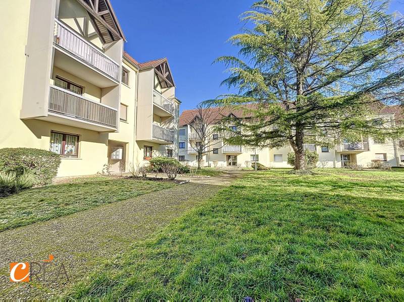 Bel appartement 3 pièces de 75 m² au rez de chaussée d'une jolie résidence Pfastatt proche de Mulhouse  
